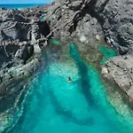 Tropical Paradise *