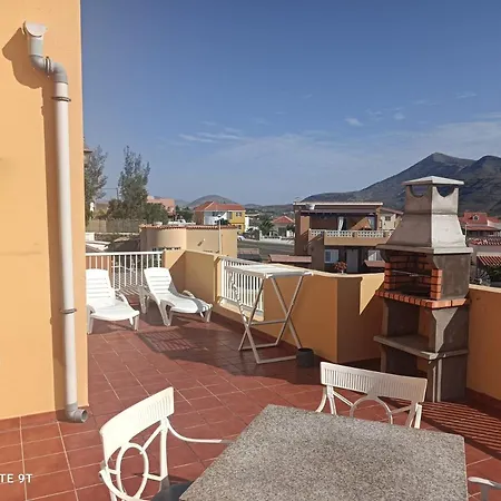 Ele Hause Tropical Paradise